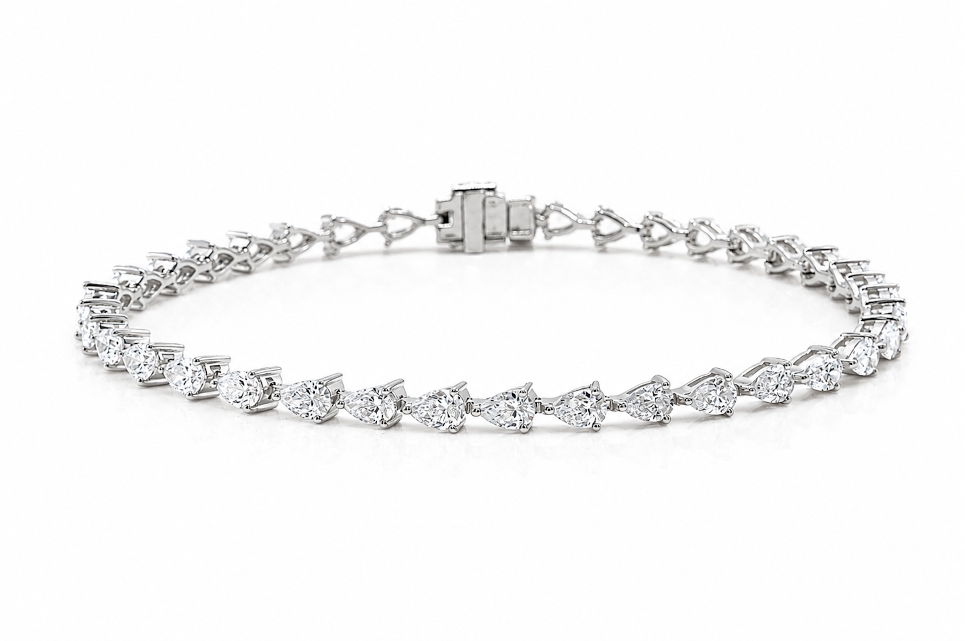 Pear Lab Grown Diamond Tennis Bracelet